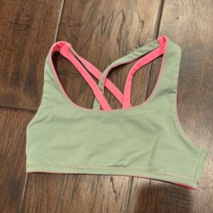 Ivivva reversible pink and green sports bras size 4